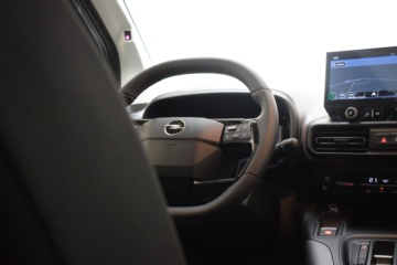 OPEL COMBO GS 130 Cv 1.5 Td S/S AT8 - Ítem21