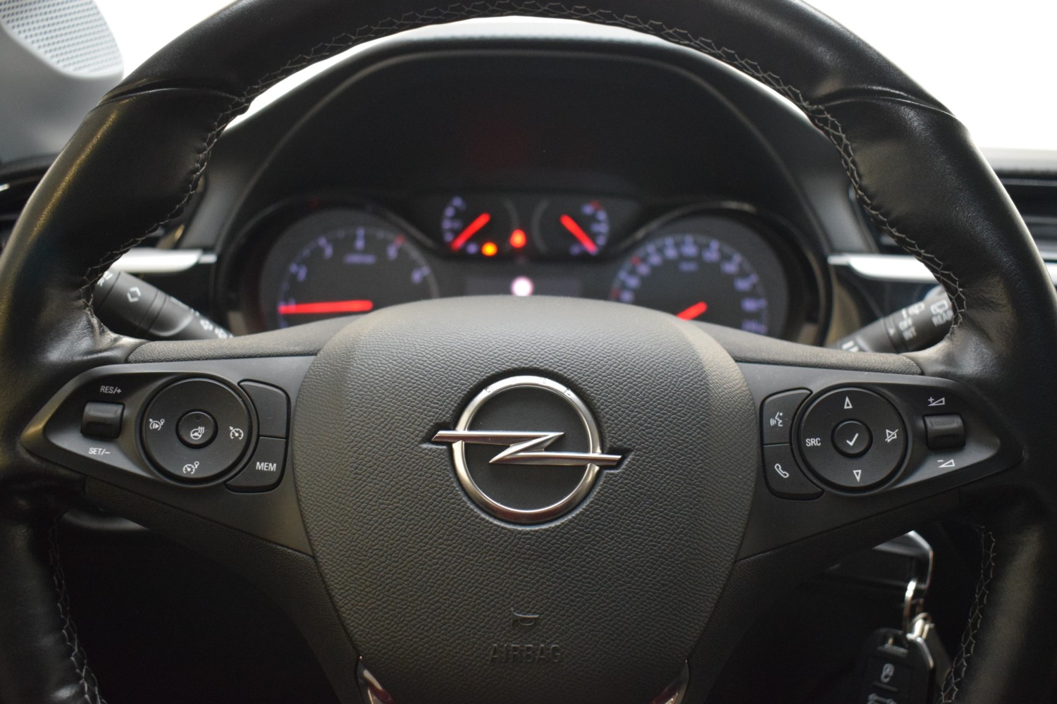 OPEL CORSA ELEGANCE 1.2T XHL 74kW (100CV) - Ítem11