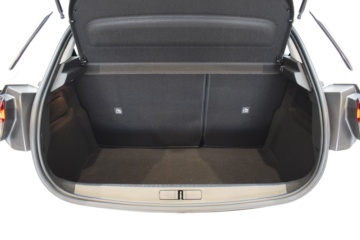 OPEL CORSA ELEGANCE 1.2T XHL 74kW (100CV) - Ítem8