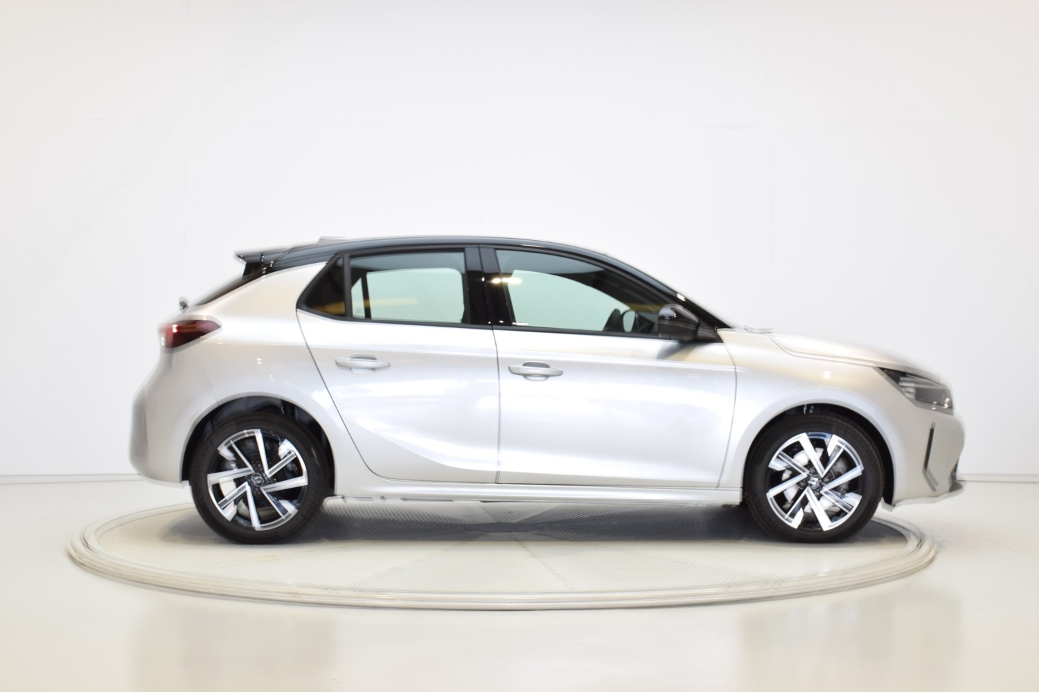 OPEL CORSA GS 1.2T XHL 74kW (100CV) - Ítem5