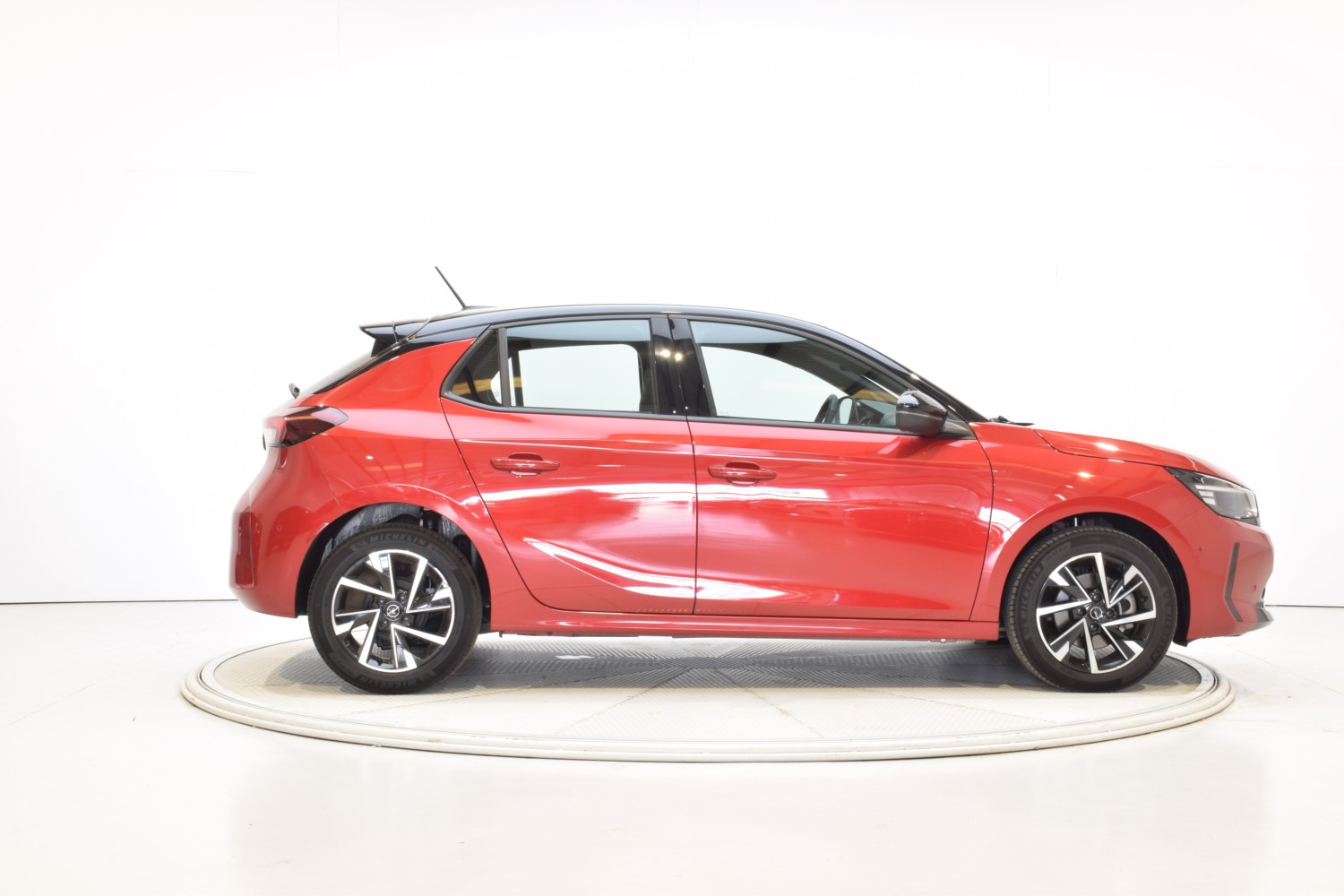 OPEL CORSA GS 1.2T XHL 74kW (100CV) - Ítem5