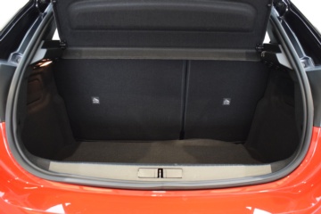 OPEL CORSA YES 1.2T XHL 74kW (100CV) - Ítem8