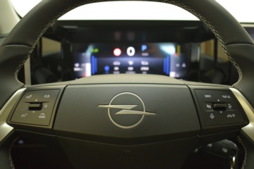 OPEL FRONTERA GS Hybrid 145CV - Ítem11