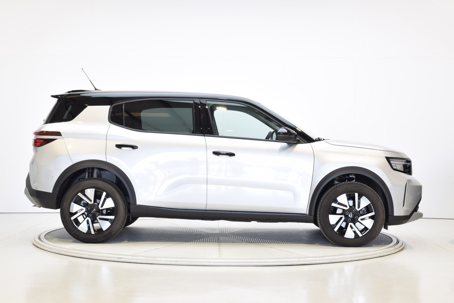 OPEL FRONTERA GS Hybrid 145CV - Ítem5