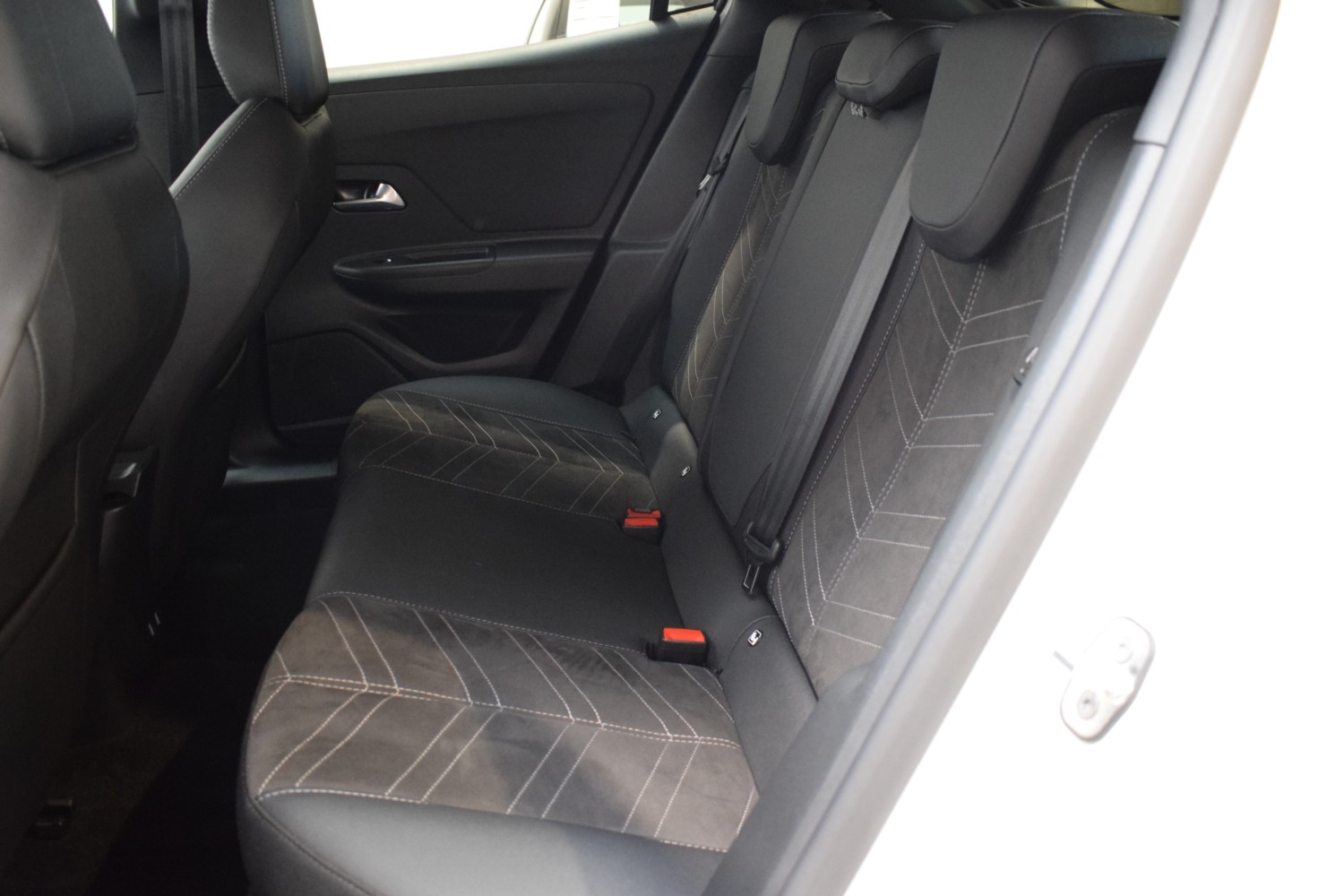 OPEL MOKKA ULTIMATE 1.2 T 100kW (136 CV) - Ítem23