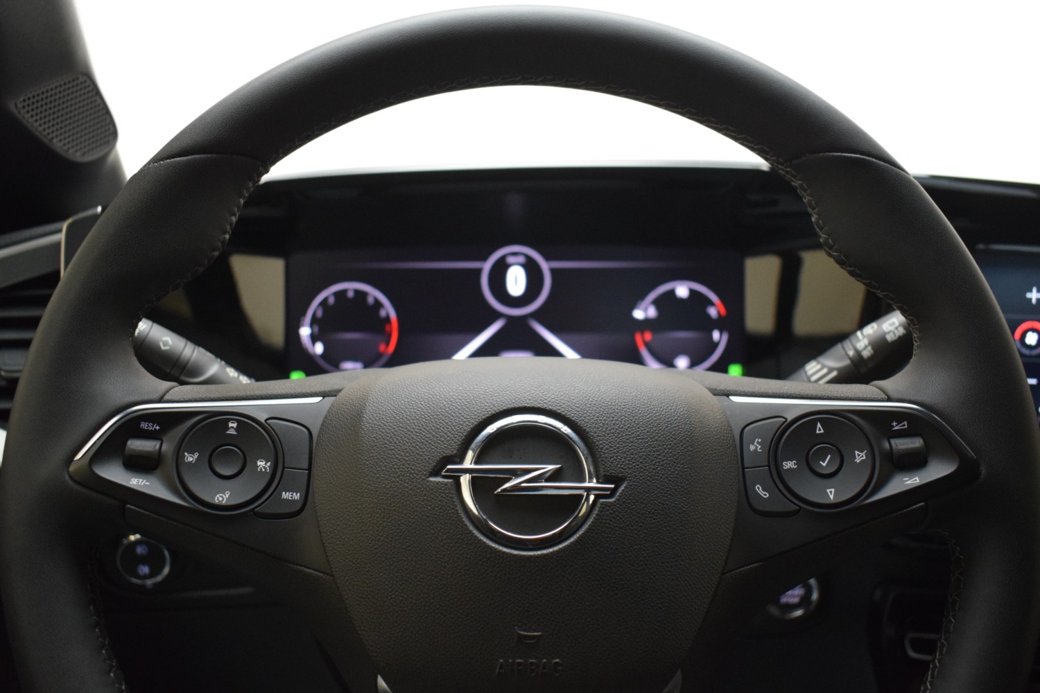 OPEL MOKKA ULTIMATE 1.2 T 100kW (136 CV) - Ítem11