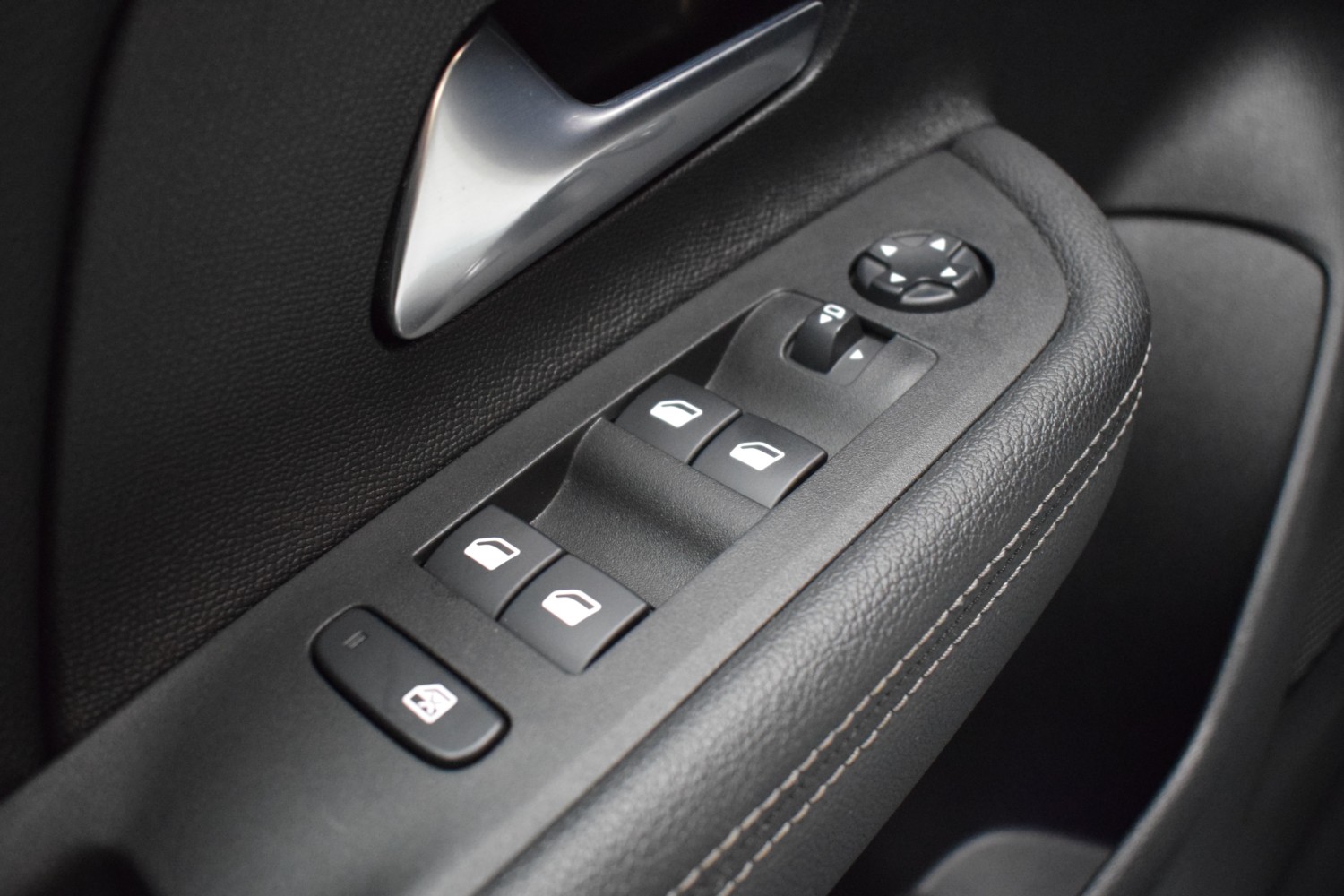 OPEL MOKKA ULTIMATE 1.2 T 100kW (136 CV) - Ítem14