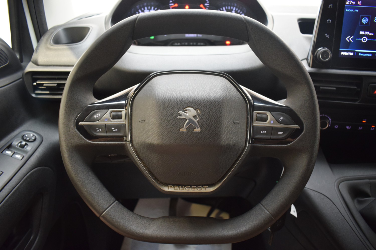 PEUGEOT Partner Furgon 1.5 BlueHDI S&S Standard 600kg 100CV - Ítem12