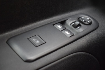 PEUGEOT Partner Furgon 1.5 BlueHDI S&S Standard 600kg 100CV - Ítem15