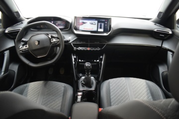 PEUGEOT 2008 ALLURE Puretech 100 S&S 6 Vel. MAN - Ítem13