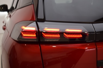 PEUGEOT 2008 ALLURE Puretech 100 S&S 6 Vel. MAN - Ítem25