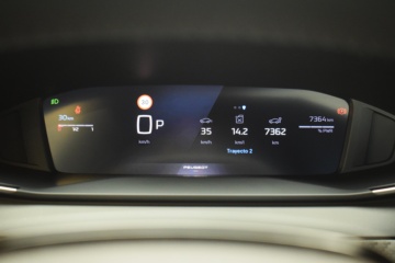 PEUGEOT 2008 ALLURE N2008 Hybrid 145 eDCS6 - Ítem10