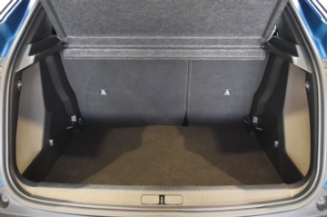 PEUGEOT 2008 ALLURE N2008 Hybrid 145 eDCS6 - Ítem8