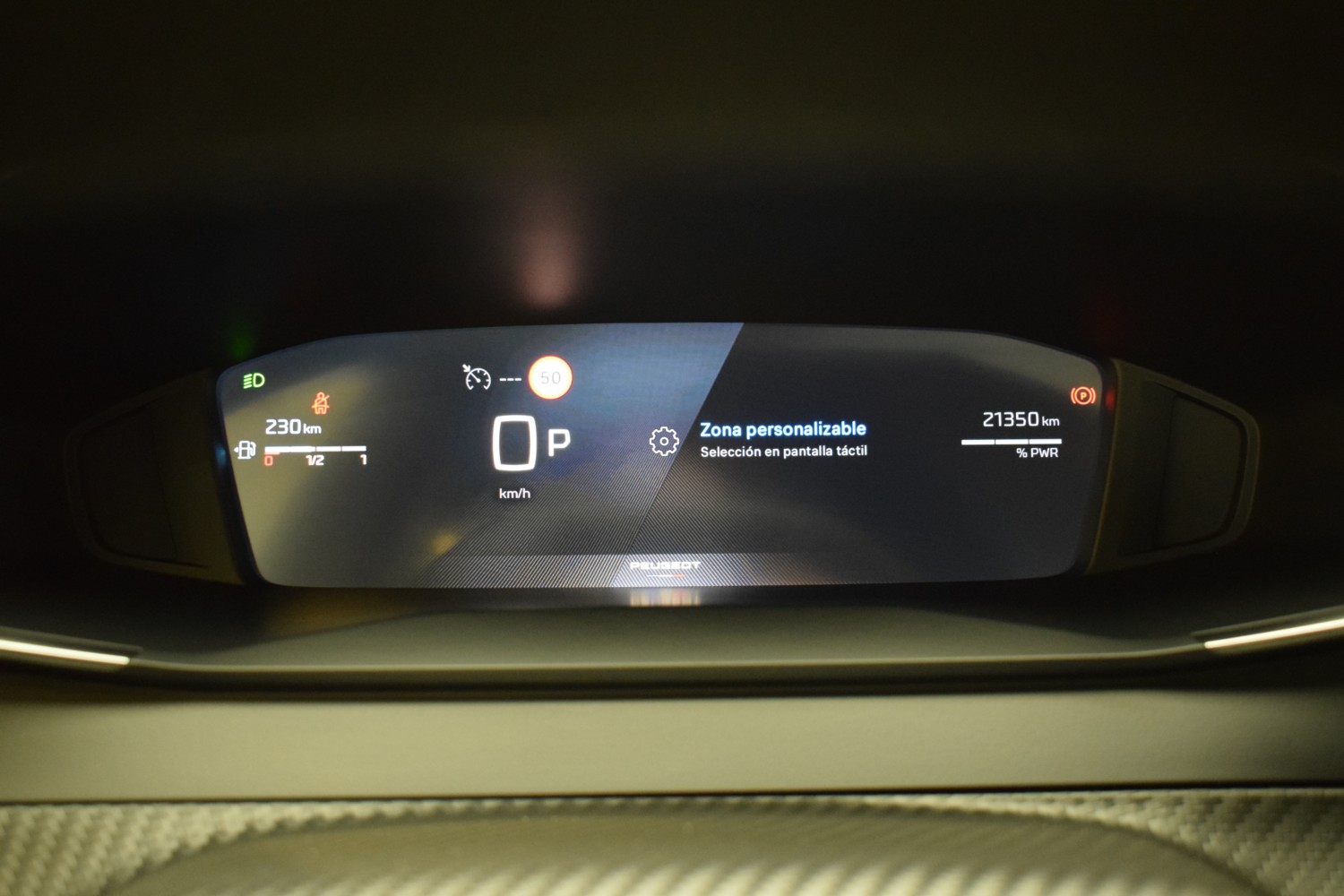 PEUGEOT 2008 ALLURE N2008 Hybrid 145 eDCS6 - Ítem9