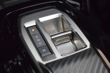 PEUGEOT 2008 ALLURE N2008 Hybrid 145 eDCS6 - Ítem16