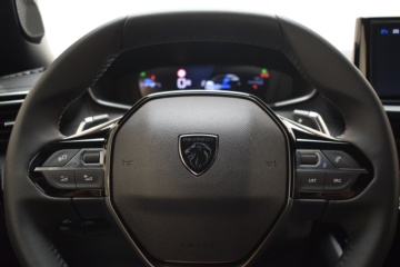 PEUGEOT 2008 ALLURE N2008 Hybrid 145 eDCS6 - Ítem11