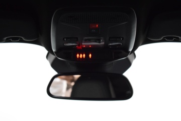 PEUGEOT 2008 ALLURE N2008 Hybrid 145 eDCS6 - Ítem18