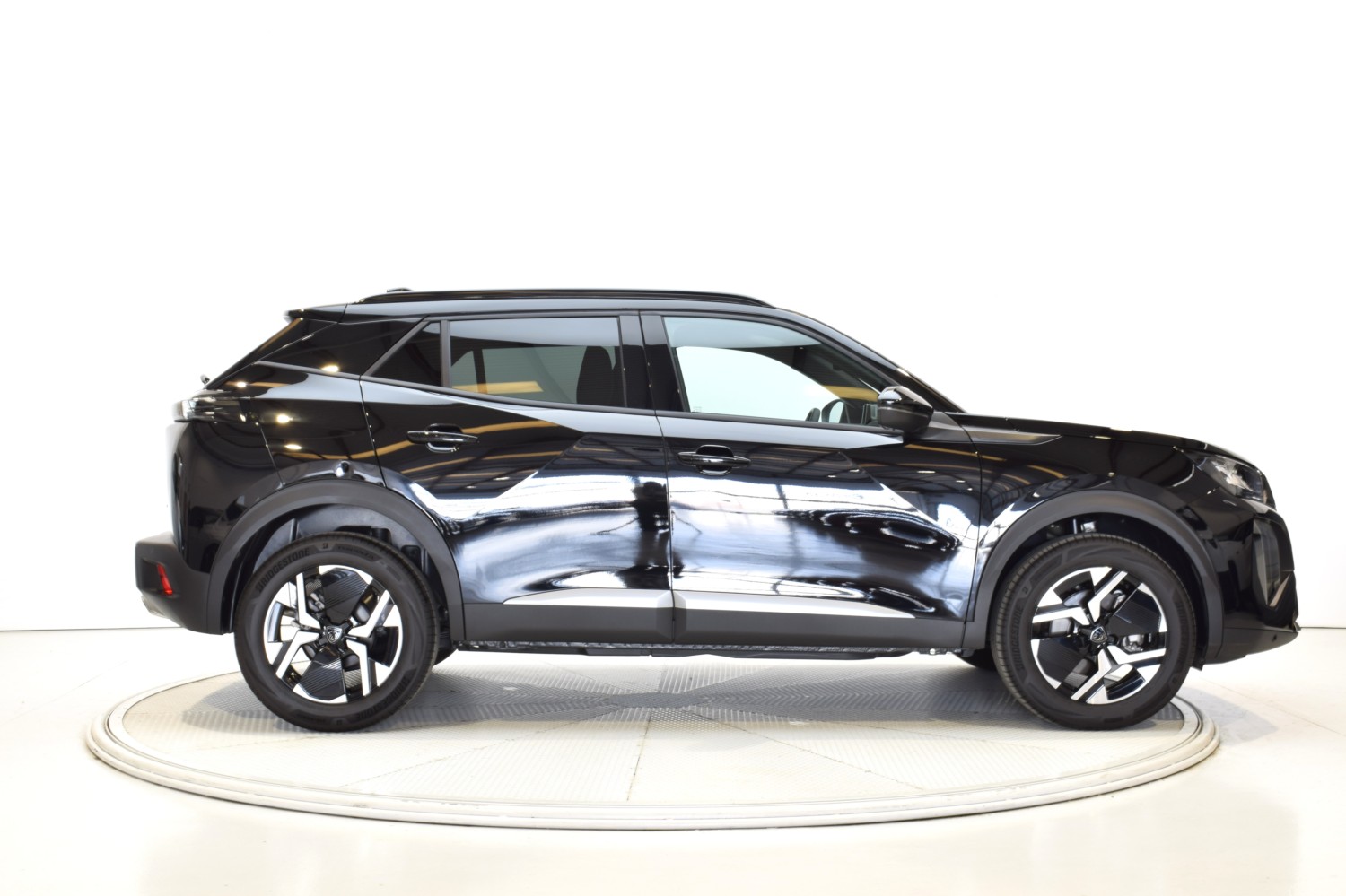 PEUGEOT 2008 ALLURE N2008 Hybrid 145 eDCS6 - Ítem5