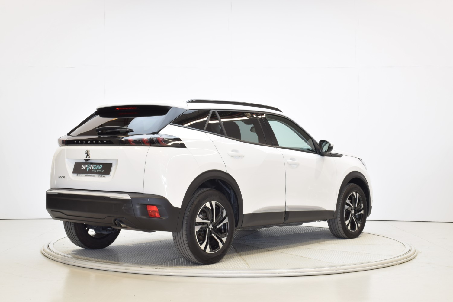 PEUGEOT 2008 ALLURE PACK 1.2 Puretech 100cv S&S BVM6 - Ítem4