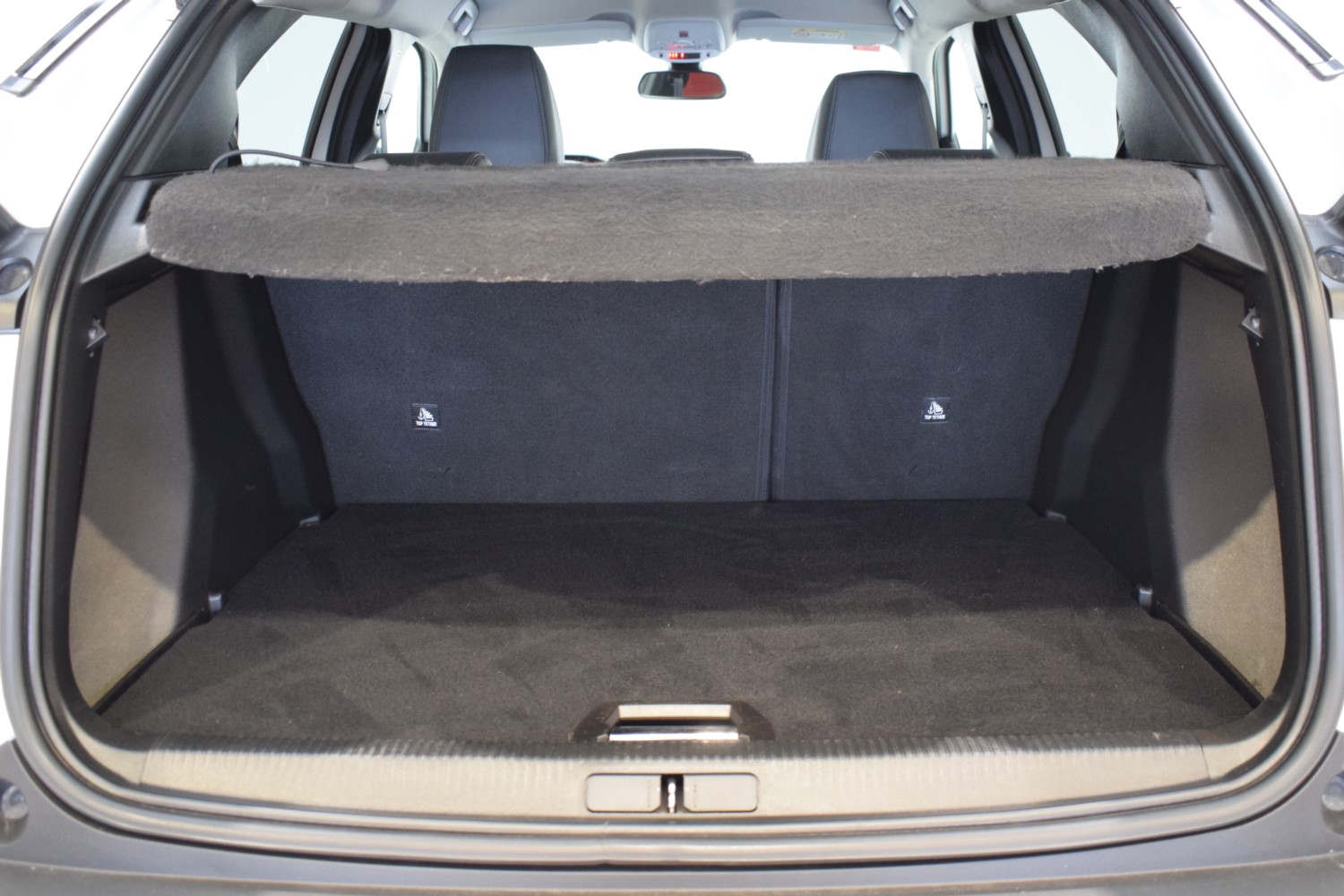 PEUGEOT 2008 ALLURE PACK 1.2 Puretech 100cv S&S BVM6 - Ítem8