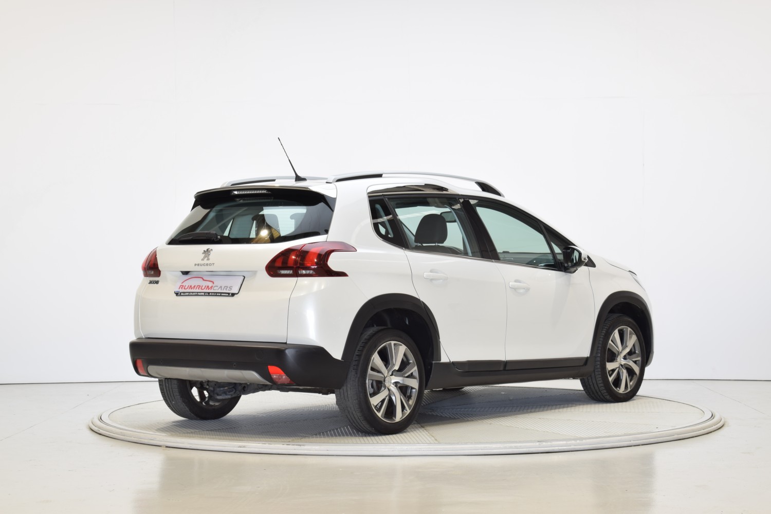 PEUGEOT 2008 ALLURE 1.2 PureTech 81KW (110CV) Auto - Ítem4