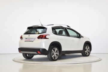PEUGEOT 2008 ALLURE 1.2 PureTech 81KW (110CV) Auto - Ítem4
