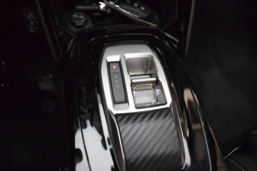 PEUGEOT 2008 GT EXCLUSIVE Hybrid 145 eDCS6 - Ítem15