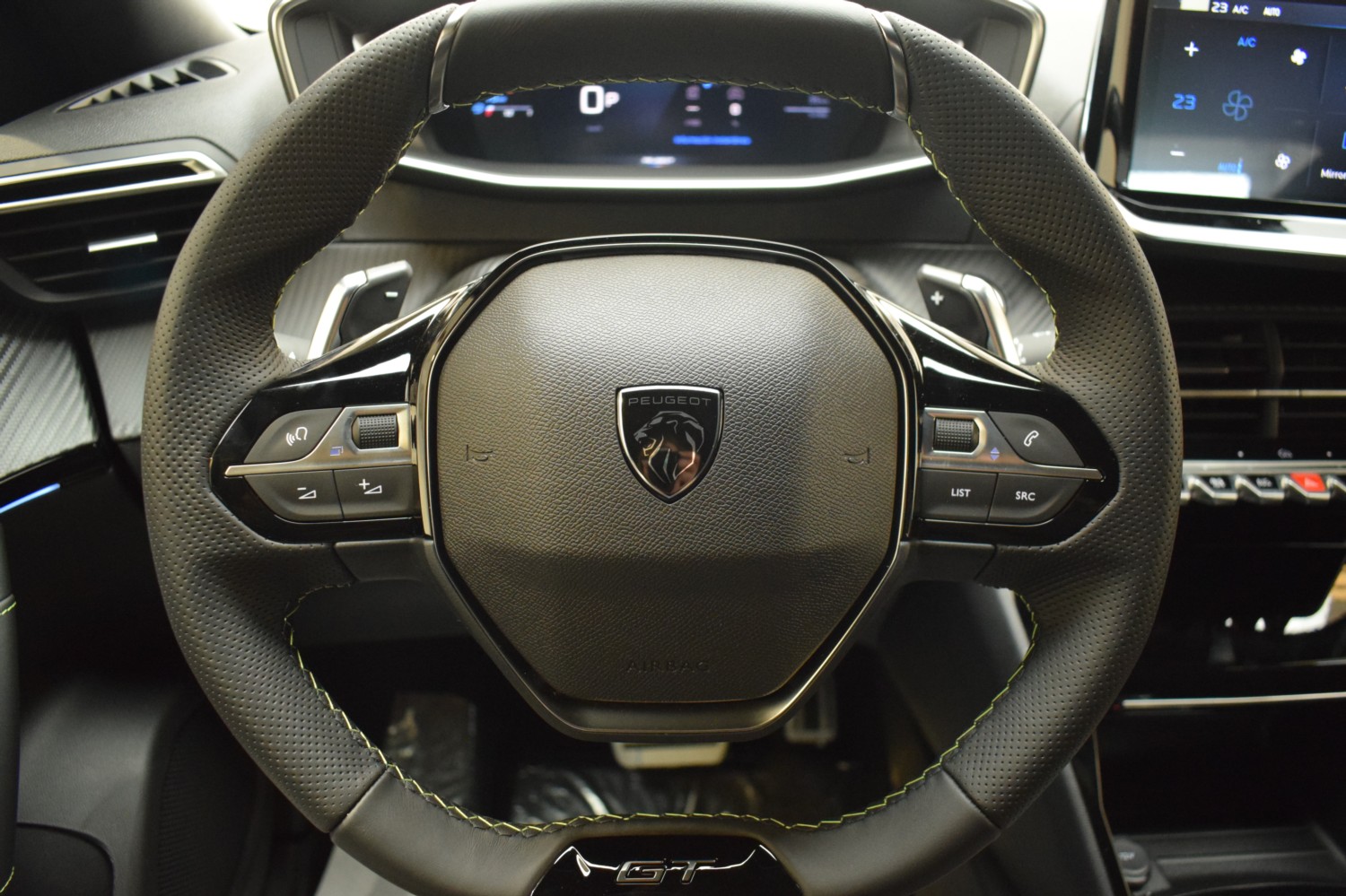 PEUGEOT 2008 GT N2008 Hybrid 145 eDCS6 - Ítem12