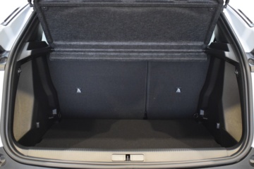 PEUGEOT 2008 GT N2008 Hybrid 145 eDCS6 - Ítem8