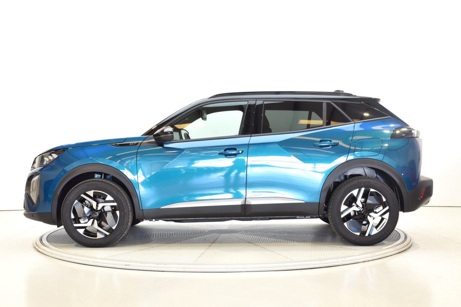 PEUGEOT 2008 GT Hybrid 145 eDCS6 - Ítem1