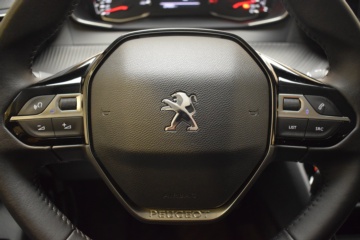 PEUGEOT 208 ALLURE Puretech 100CV - Ítem11