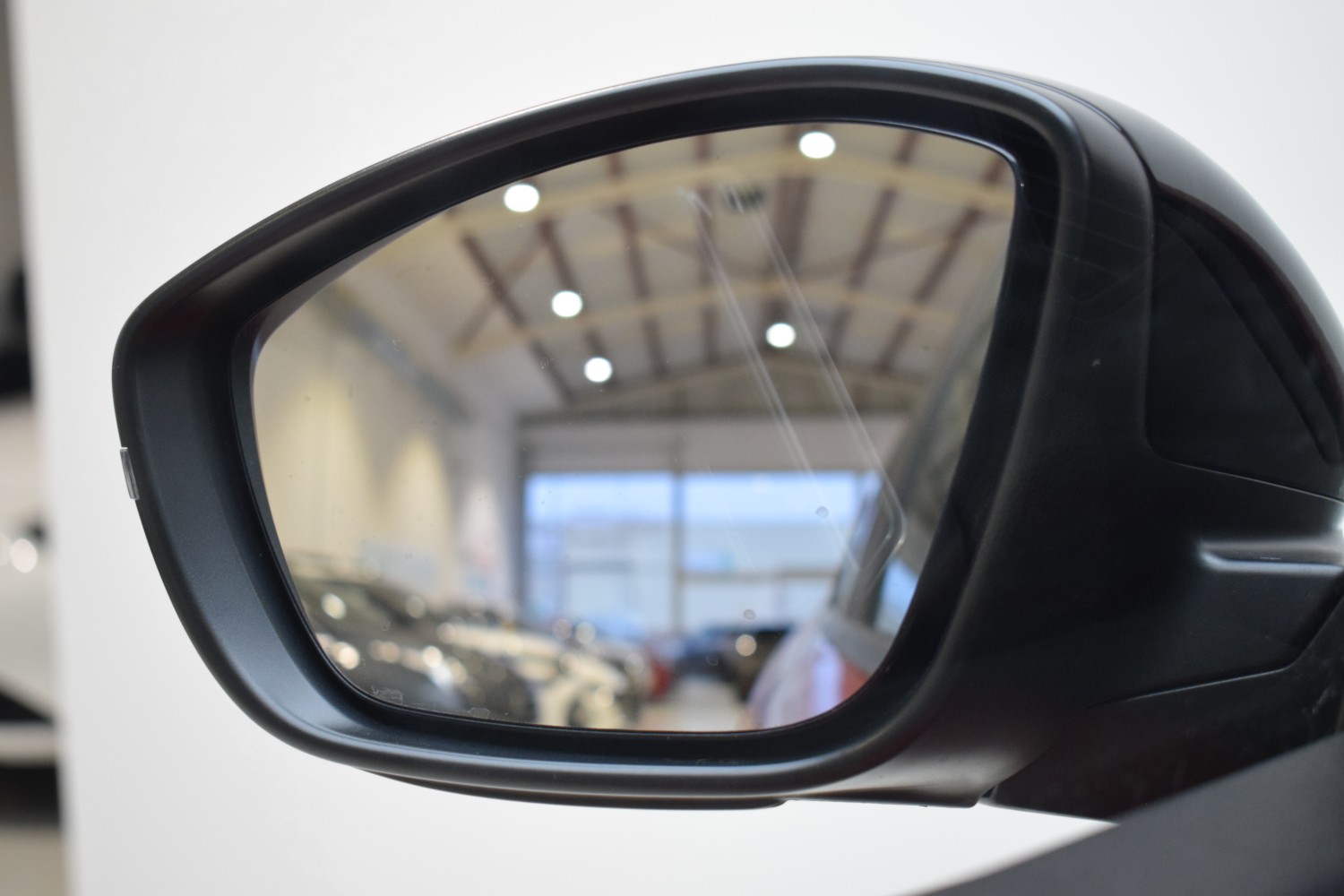 PEUGEOT 208 ALLURE Puretech 100CV - Ítem15