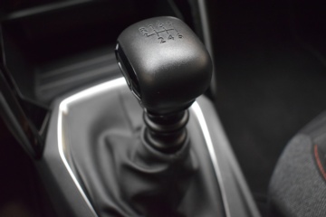 PEUGEOT 208 ALLURE Puretech 100CV - Ítem16