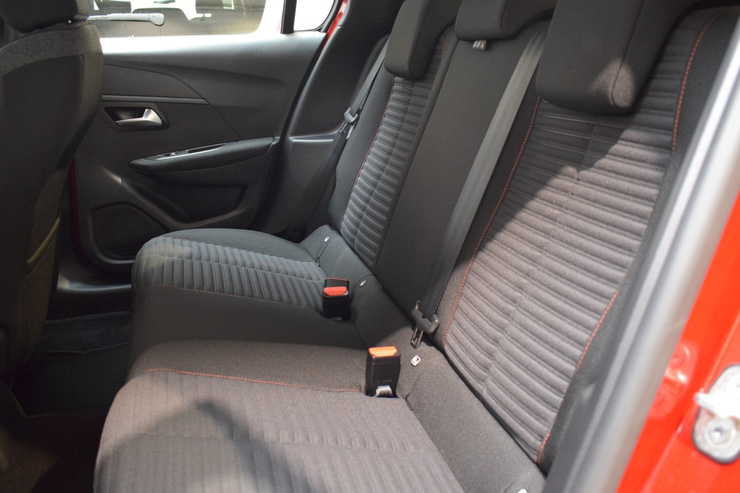 PEUGEOT 208 ALLURE Puretech 100CV - Ítem22