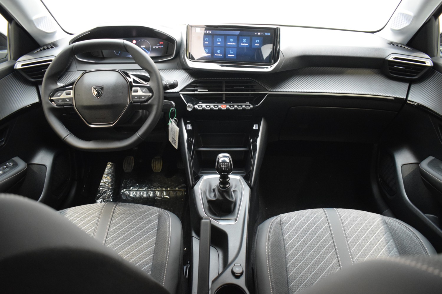 PEUGEOT 208 ALLURE TURBO 100 CV S&S 6 Vel. MAN - Ítem13