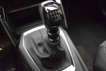 PEUGEOT 208 ALLURE TURBO 100 CV S&S 6 Vel. MAN - Ítem16