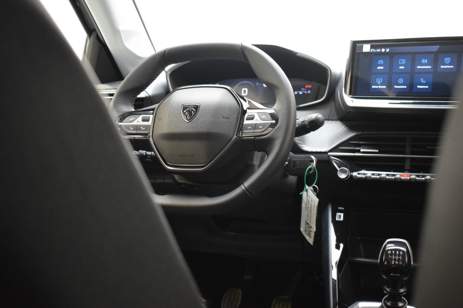 PEUGEOT 208 ALLURE TURBO 100 CV S&S 6 Vel. MAN - Ítem22