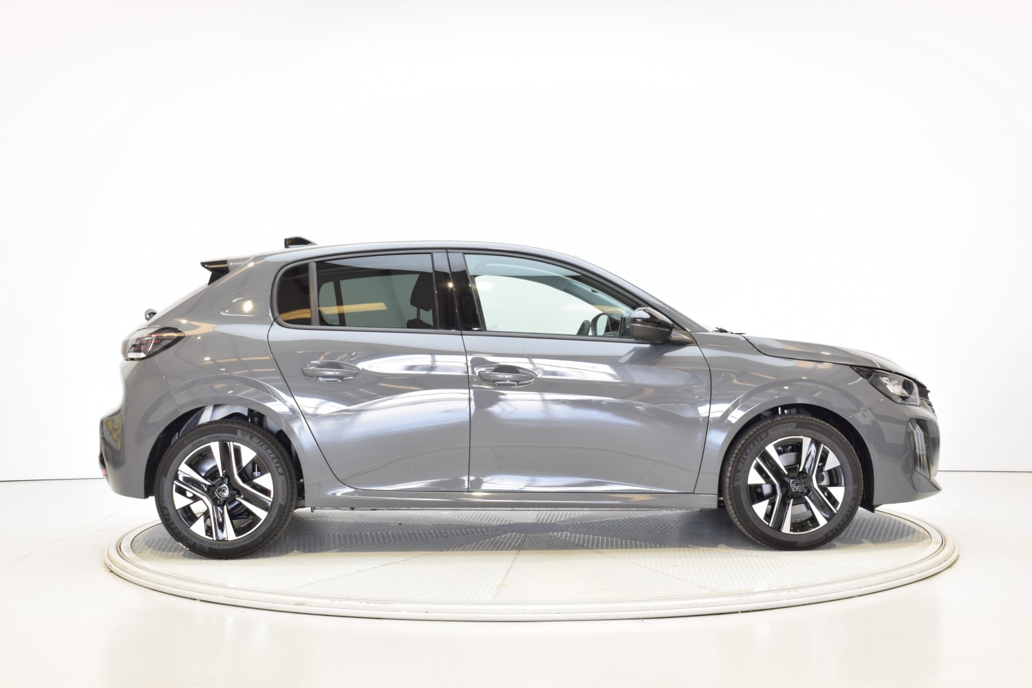 PEUGEOT 208 ALLURE TURBO 100 CV S&S 6 Vel. MAN - Ítem5