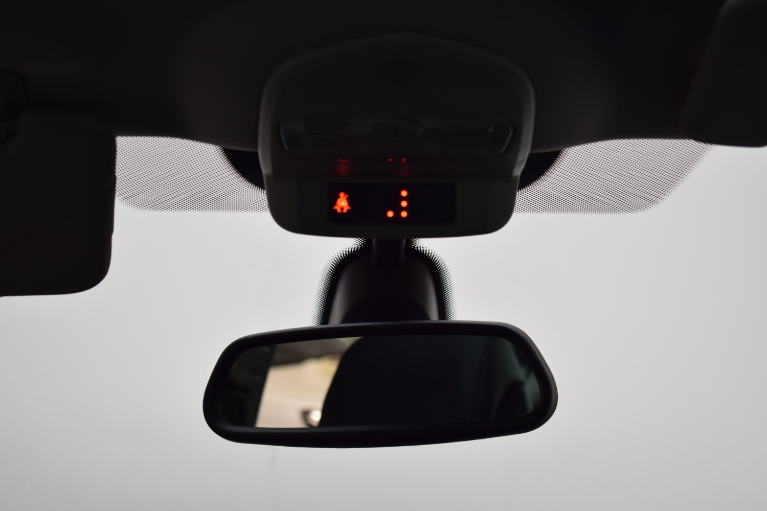 PEUGEOT 3008 ALLURE 1.6 BlueHDI 120 FAP - Ítem18