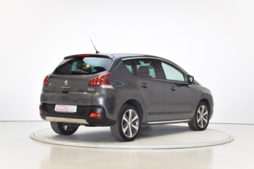 PEUGEOT 3008 ALLURE 1.6 BlueHDI 120 FAP - Ítem4