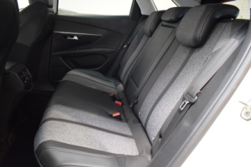 PEUGEOT 3008 ALLURE BlueHDi 96kW (130CV) S&S EAT8 - Ítem23