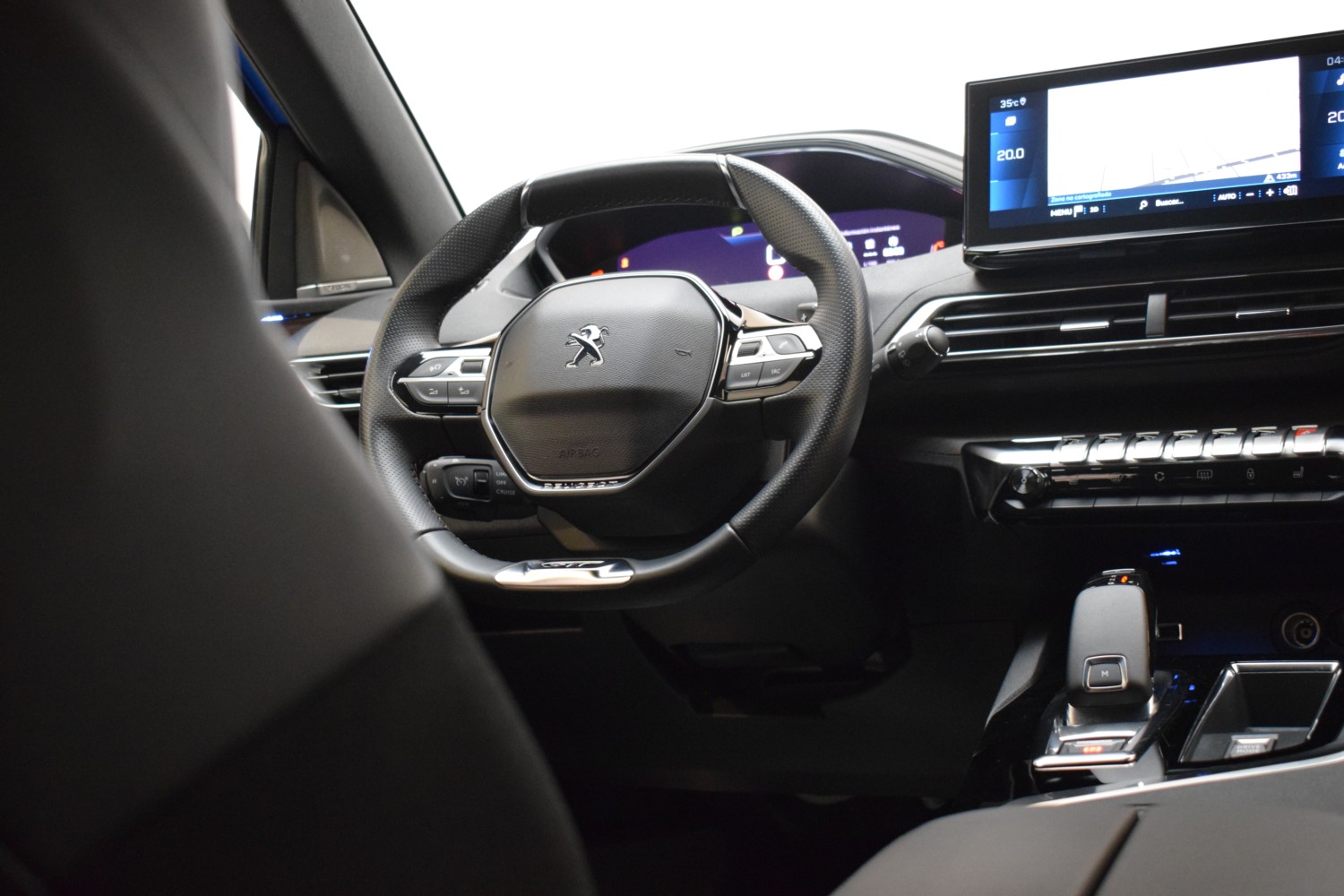 PEUGEOT 3008 GT PACK 1.6 PureTech 180cv S&S EAT8 - Ítem24