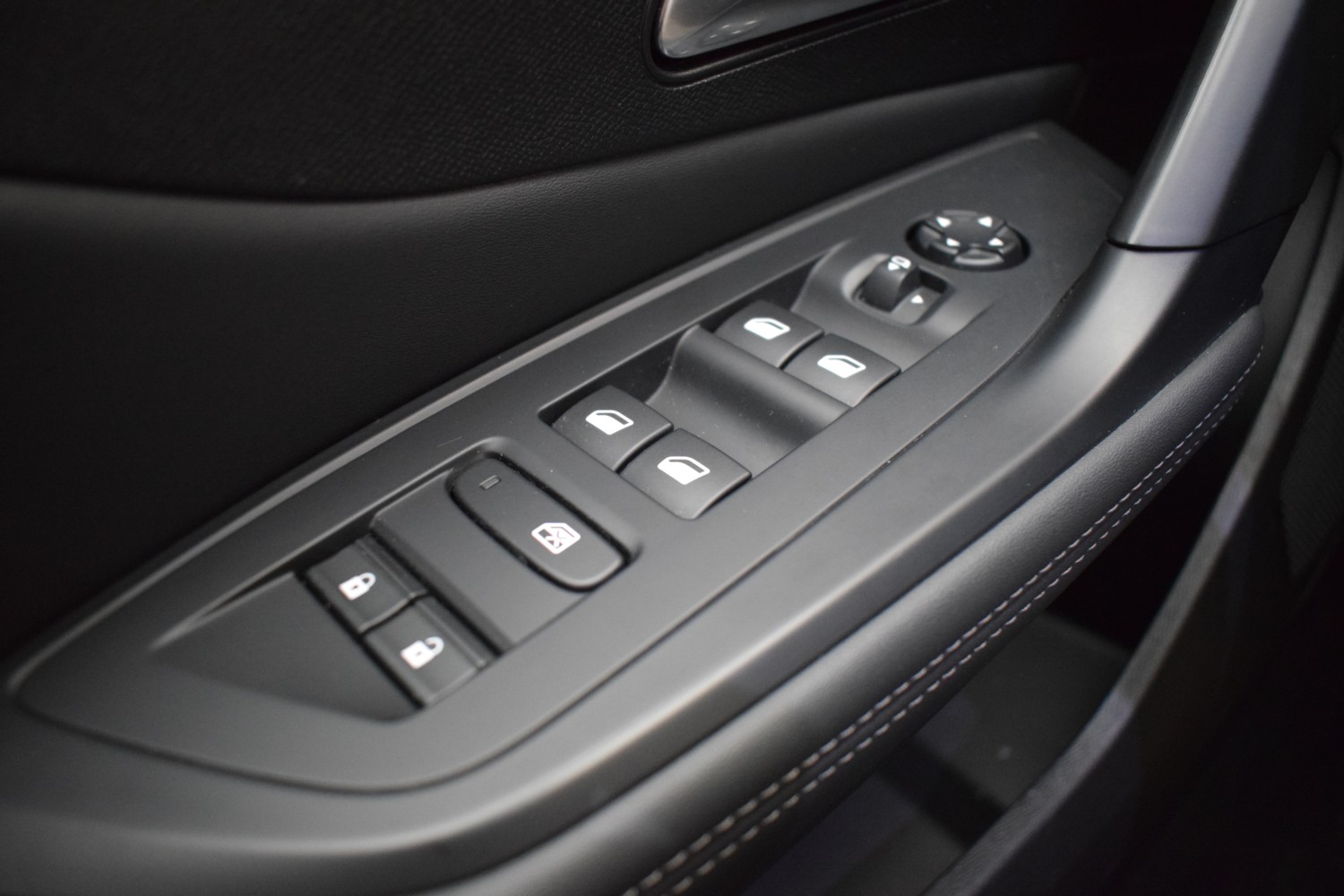 PEUGEOT 308 ALLURE Puretech 130CV - Ítem14