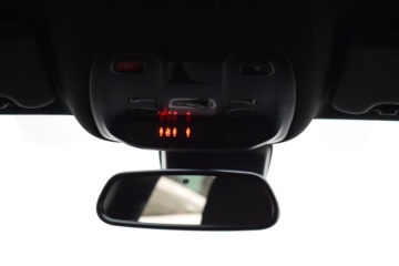 PEUGEOT 308 GT LINE 5p 1.2 PureTech 96KW (130CV) S&S - Ítem17