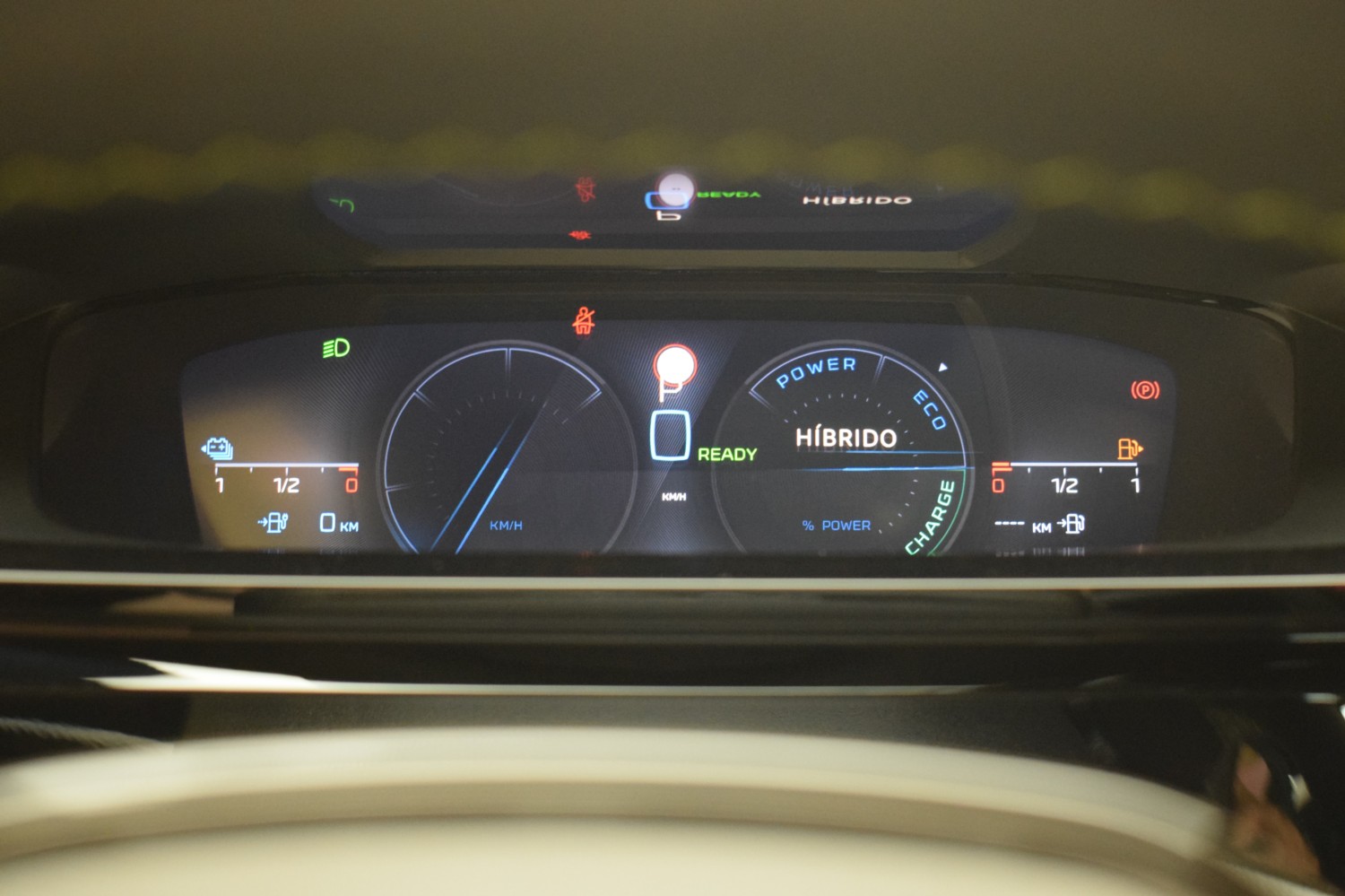 PEUGEOT N308 GT 1.6 PHEV 180cv eEAT8 - Ítem10