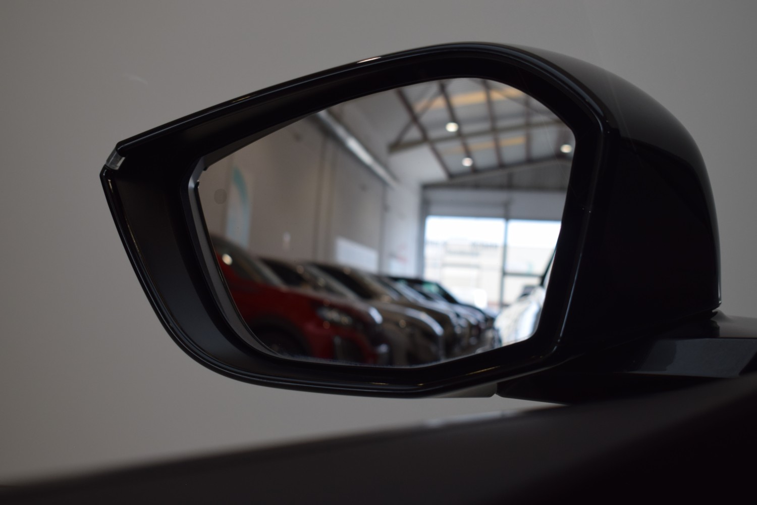 PEUGEOT N308 GT 1.6 PHEV 180cv eEAT8 - Ítem15