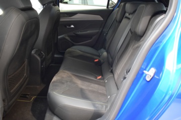 PEUGEOT 308 GT PACK 5P PHEV 180CV eEAT8 - Ítem22