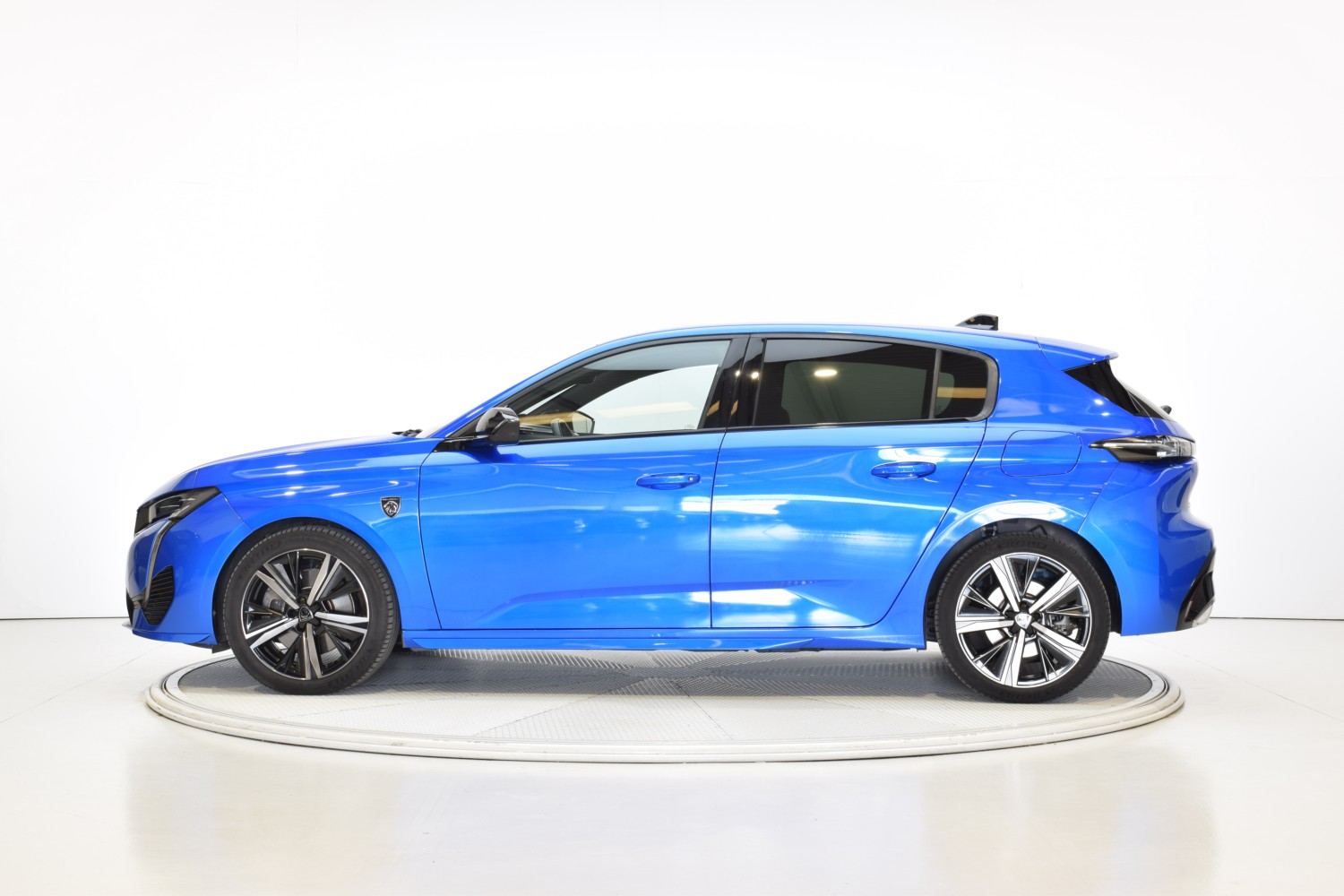 PEUGEOT 308 GT PACK 5P PHEV 180CV eEAT8 - Ítem1