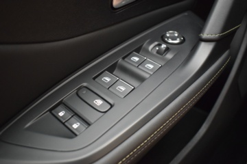 PEUGEOT 408 GT PHEV 180CV e-EAT8 - Ítem15