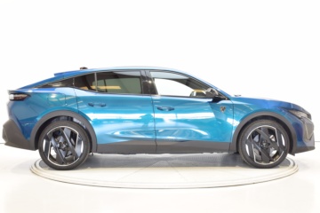 PEUGEOT 408 GT PHEV 180CV e-EAT8 - Ítem5